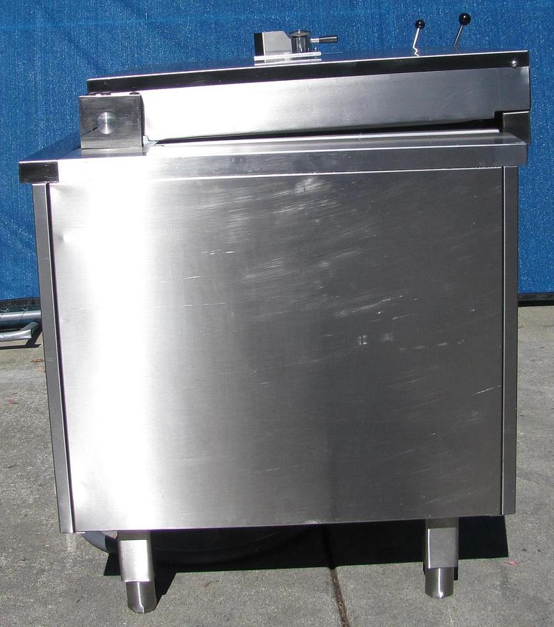 Used Electrolux 40 Gallon Pressure Bratt Tilt Braising Pan 9CHG583310 480V 3 Phase #2