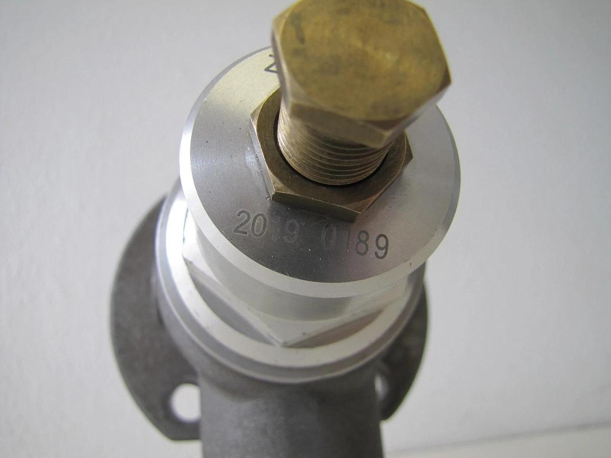 Used Gardner Denver Minimum Pressure Maintaining Valve ZS1079362 40HP Air Compressor