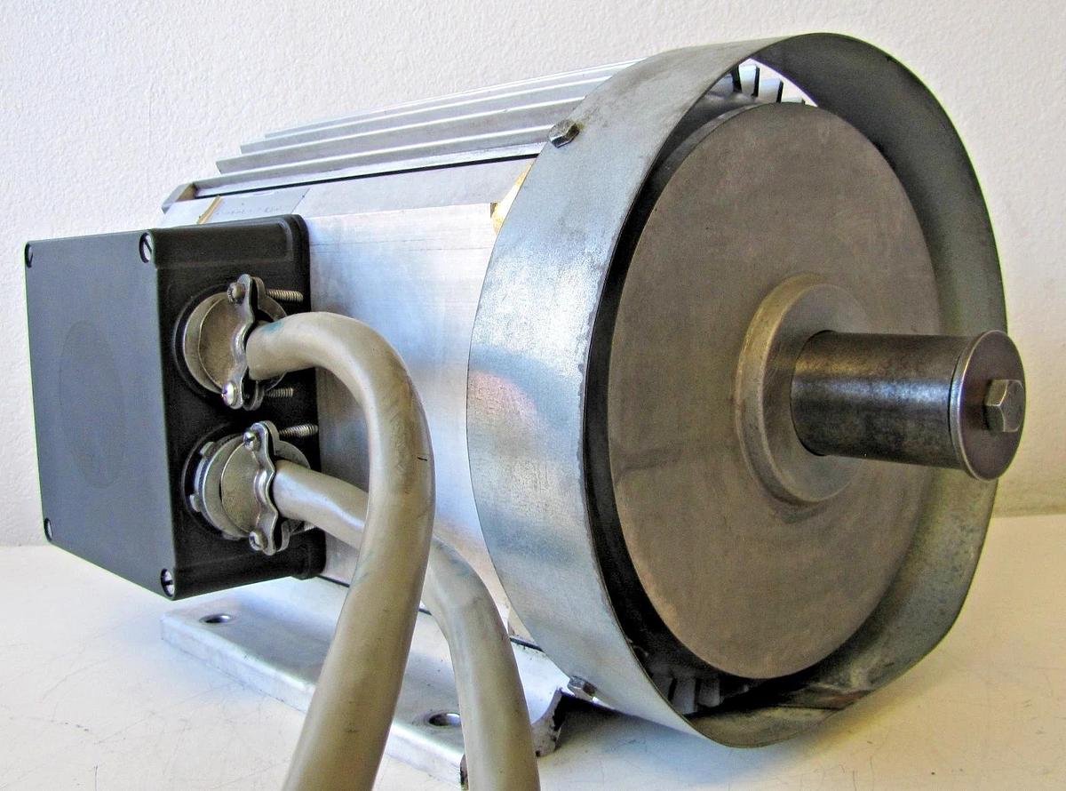Used Kaeser SK-26 Air Compressor 20 HP Electric Motor Part # 7.2183.0 Rotary Screw