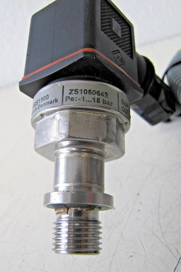 Used Gardner Denver Pressure Sensor ZS1050642 15 Bar K&D MBS1900 Pressure Transducer