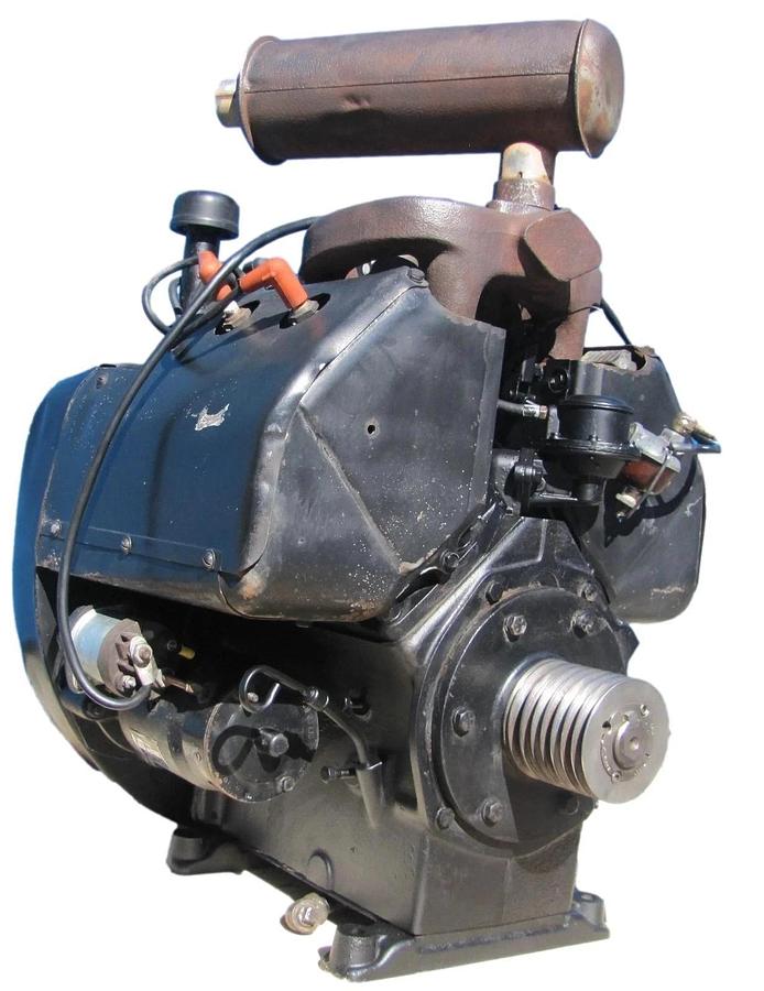 Used Wisconsin  35 HP W4-1770 Gasoline 4-Cylinder Engine Air Cooled With Controls