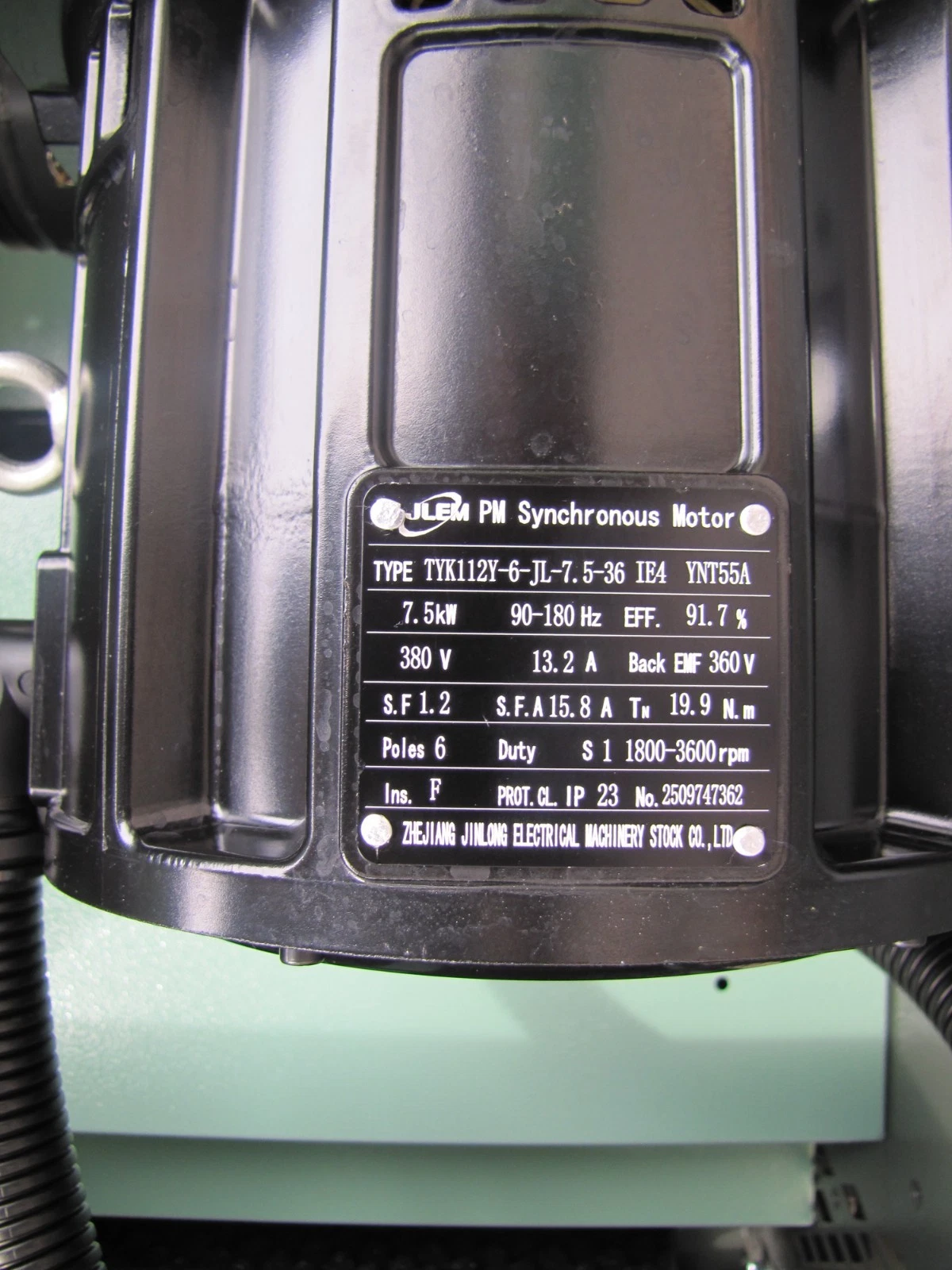 Used 2026 Maximus 10 HP Rotary Screw Air Compressor VFD 230V Single Phase