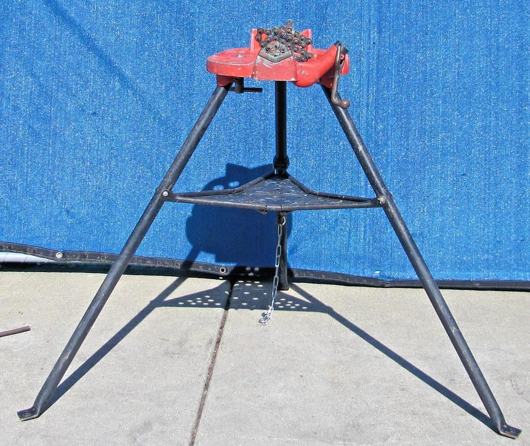 Used Ridgid 460 Portable Tristand 1/8" to 6" Pipe Chain Vise and Bender