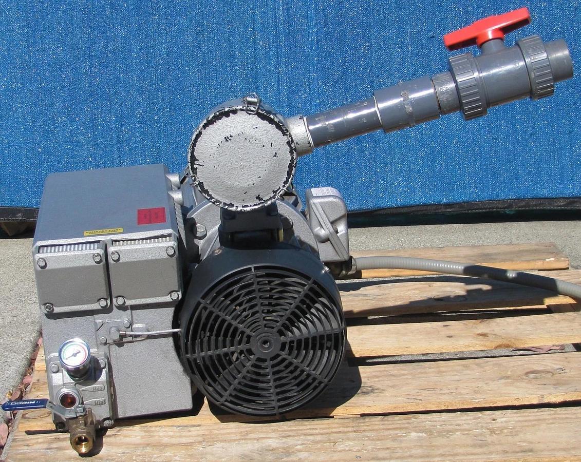 Used Busch R5 Oil Lubricated Rotary Vane Vacuum Pump 41 CFM 3HP Baldor Motor #3