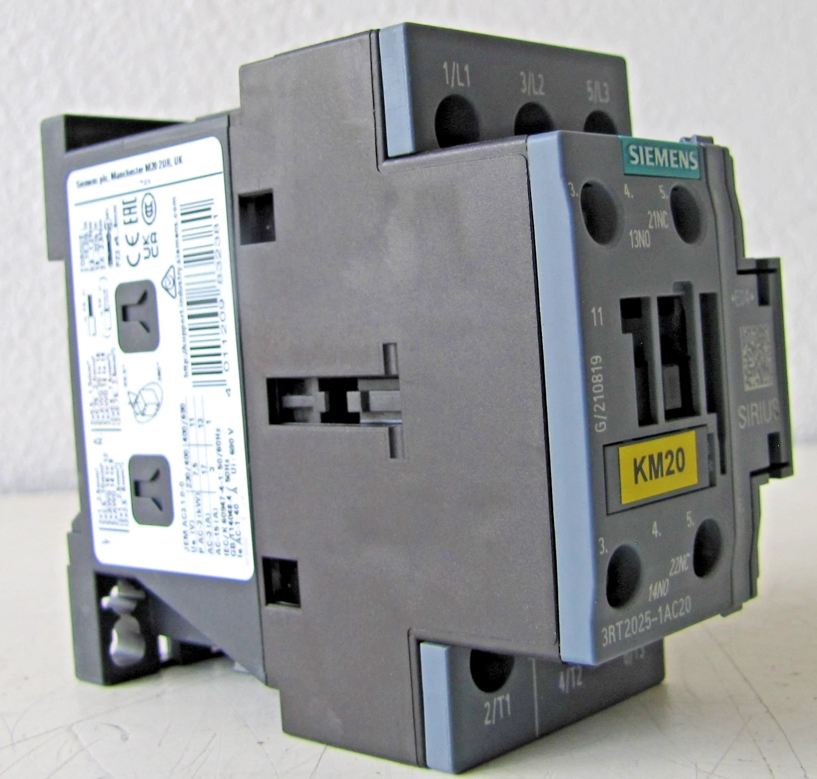 Used Siemens 3RT2025-1AC20 Contactor 35A 24V Coil 3 Pole 5HP 230V 10HP 460V 3 Phase