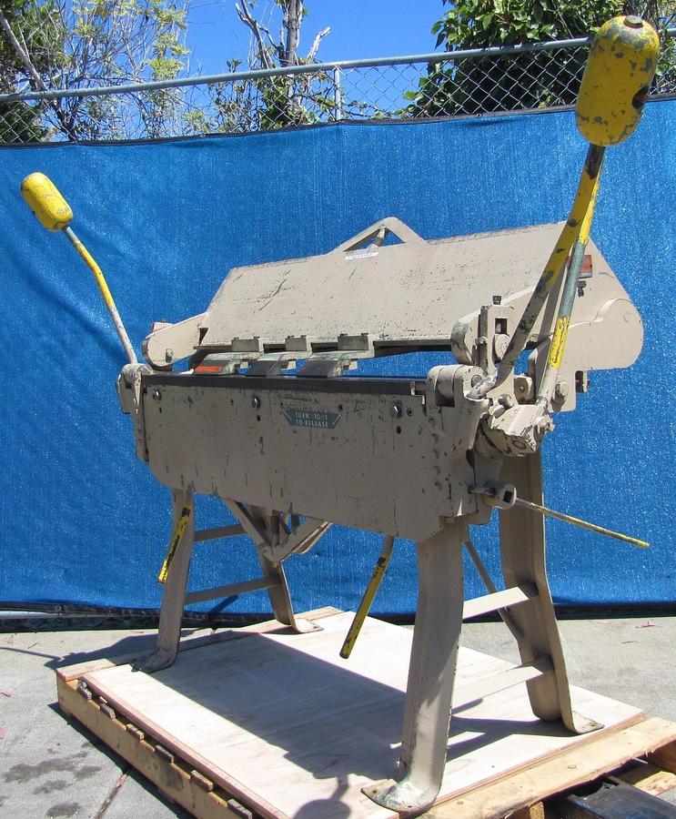 Used Chicago W31 48" Box & Pan Finger Brake Sheet Metal Bender 14 Gauge Metalworking