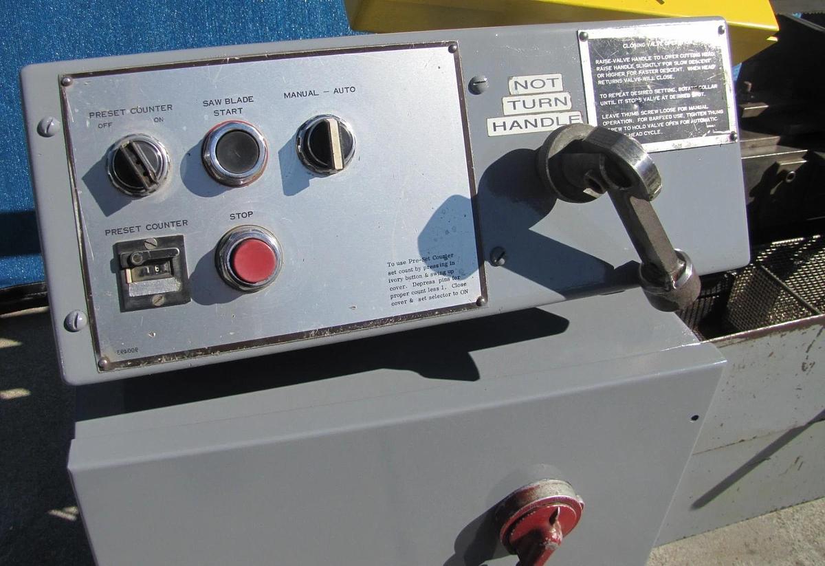 Used W. F. Wells and Sons Horizontal Band Saw Bandsaw with Coolant Pump & New Blade