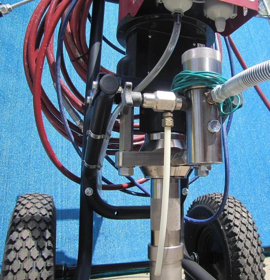 Used 2019 Titan Powrcoat 730 Air Powered Airless Paint Sprayer 3000 PSI @ 4 GPM