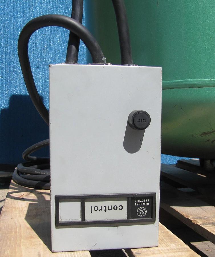 Used SpeedAire 5 HP Upright Piston Air Compressor with 80 Gallon Tank 220V 1 Phase