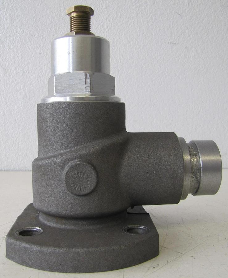 Used Gardner Denver Minimum Pressure Maintaining Valve ZS1079362 40HP Air Compressor