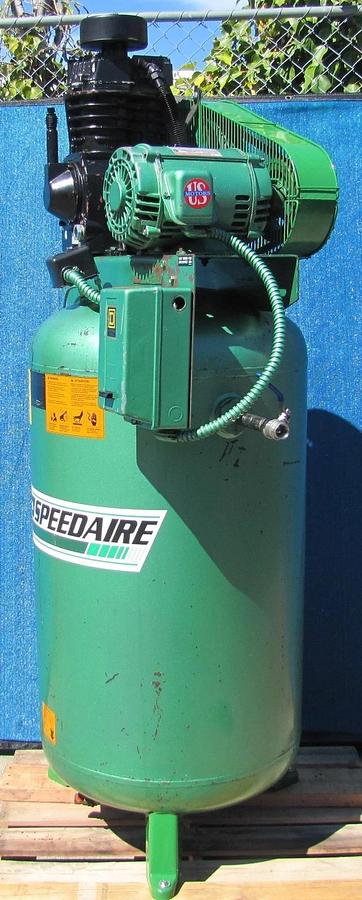 Used SpeedAire 5Z404E 5HP Piston Air Compressor 80 Gallon Tank 230V 3 Phase Upright
