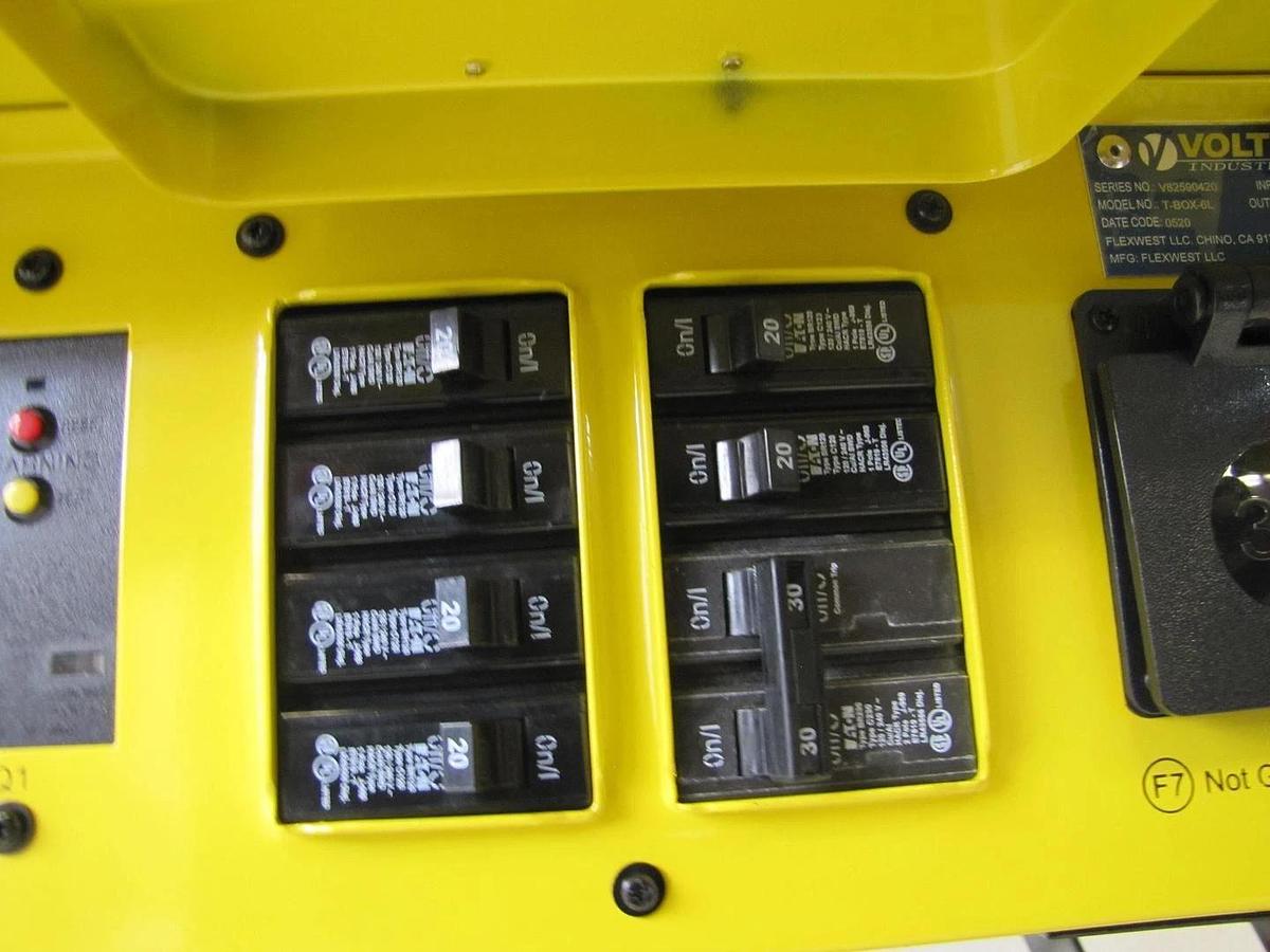 Used Voltec 09-00675 Temporary Power Distribution Box T-BOX-6L