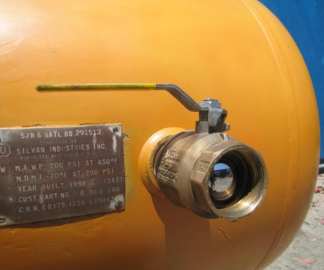 Used Silvan Horizontal 240 Gallon Air Tank 200 PSI W Pressure Gauge Ball Valve Outlet