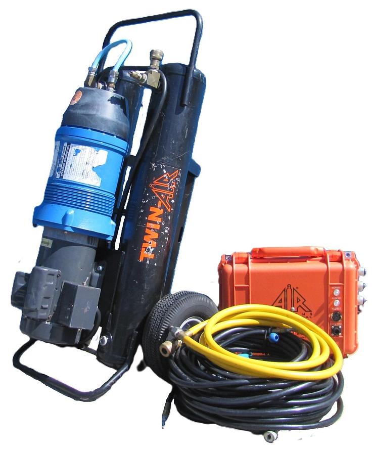 Used Twin Air TA-3 Rotary Vane Air Compressor 2HP 115V Two 50ft Hoses & Manifold #2
