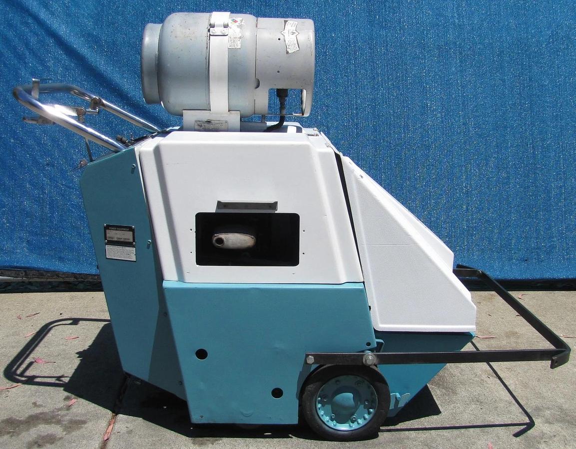 Used Tennant 186 Walk Behind Self Propelled Floor Sweeper Kohler Propane Engine