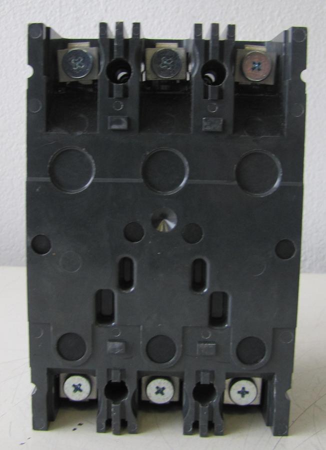 Used GE 100 Amp 100A Circuit Breaker 600 VAC 250 VDC 3 Pole TED136YT100
