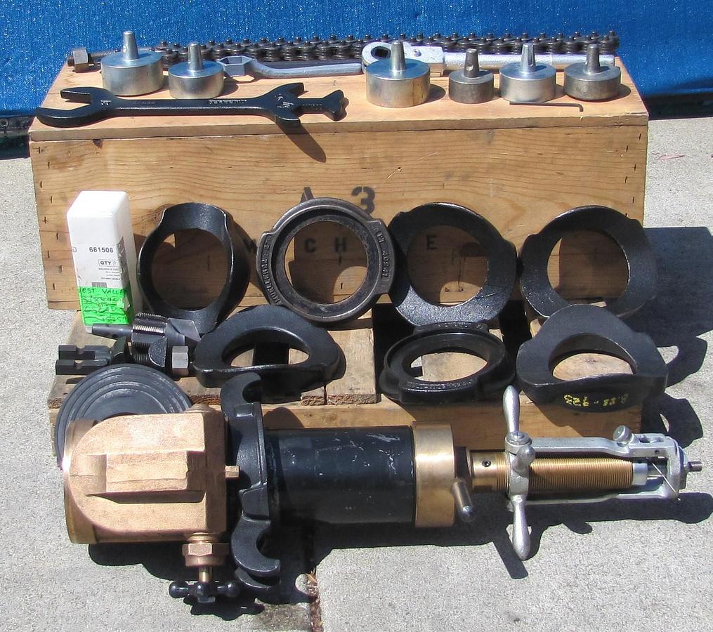 Used Mueller Main Pipe Tapping & Drilling Machine Hot Live Tap 4" to 27" Pipe Saddles