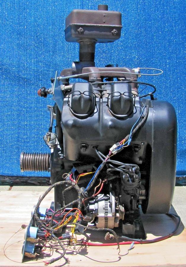 Used Wisconsin V465D1 4-Cylinder Gasoline Engine Spec 467452 New Carburetor