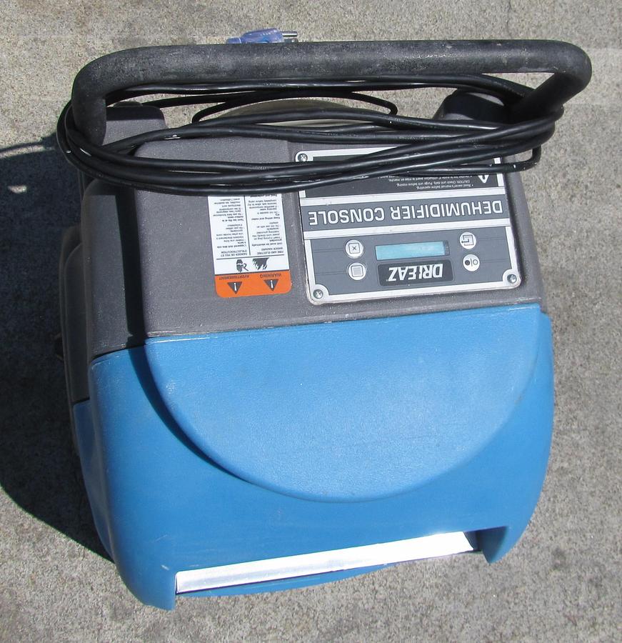 Used Drieaz Drizair 1200 Professional Dehumidifier 64 Pints /day Capacity 3298 Hours