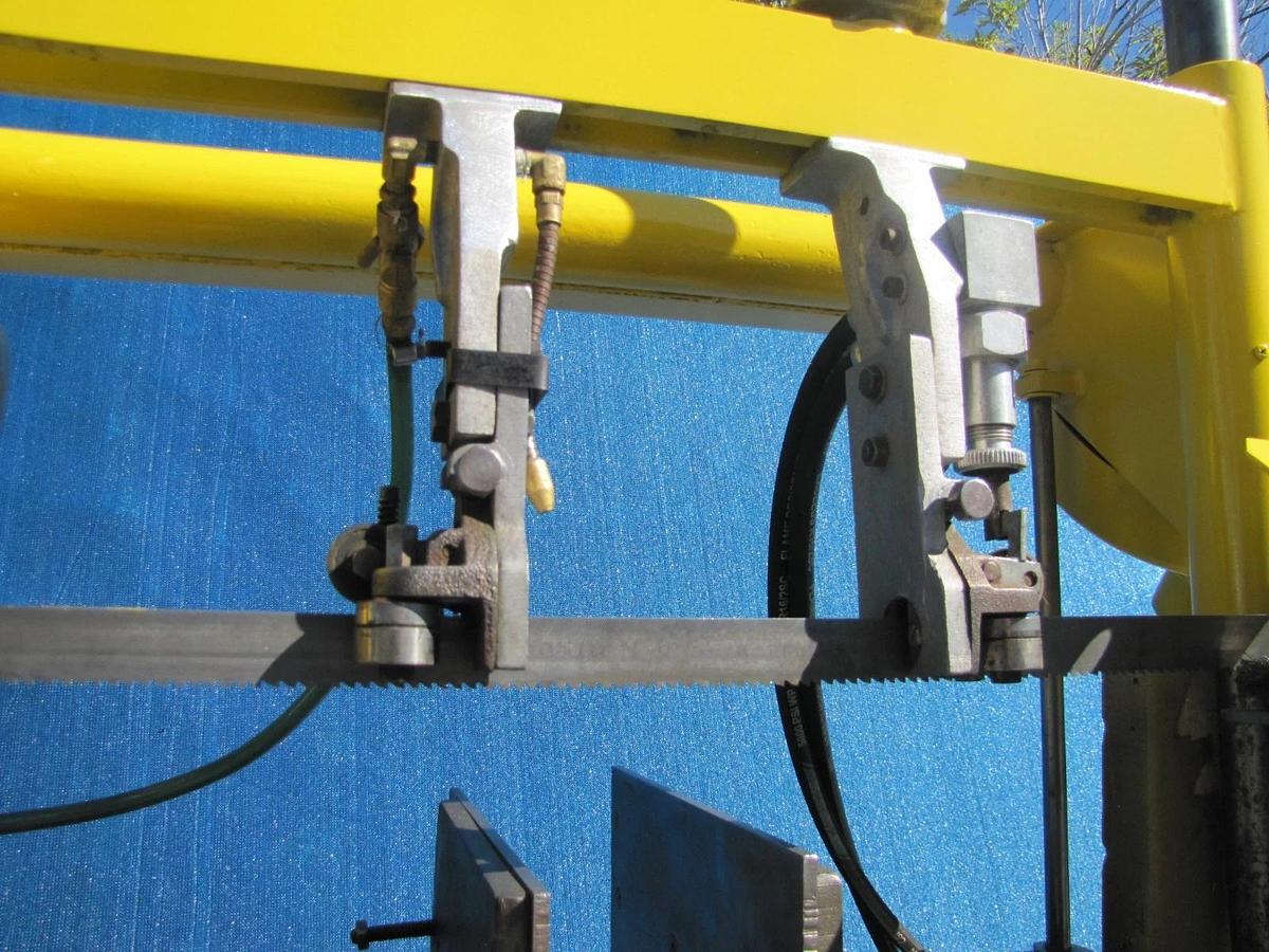 Used W. F. Wells and Sons Horizontal Band Saw Bandsaw with Coolant Pump & New Blade