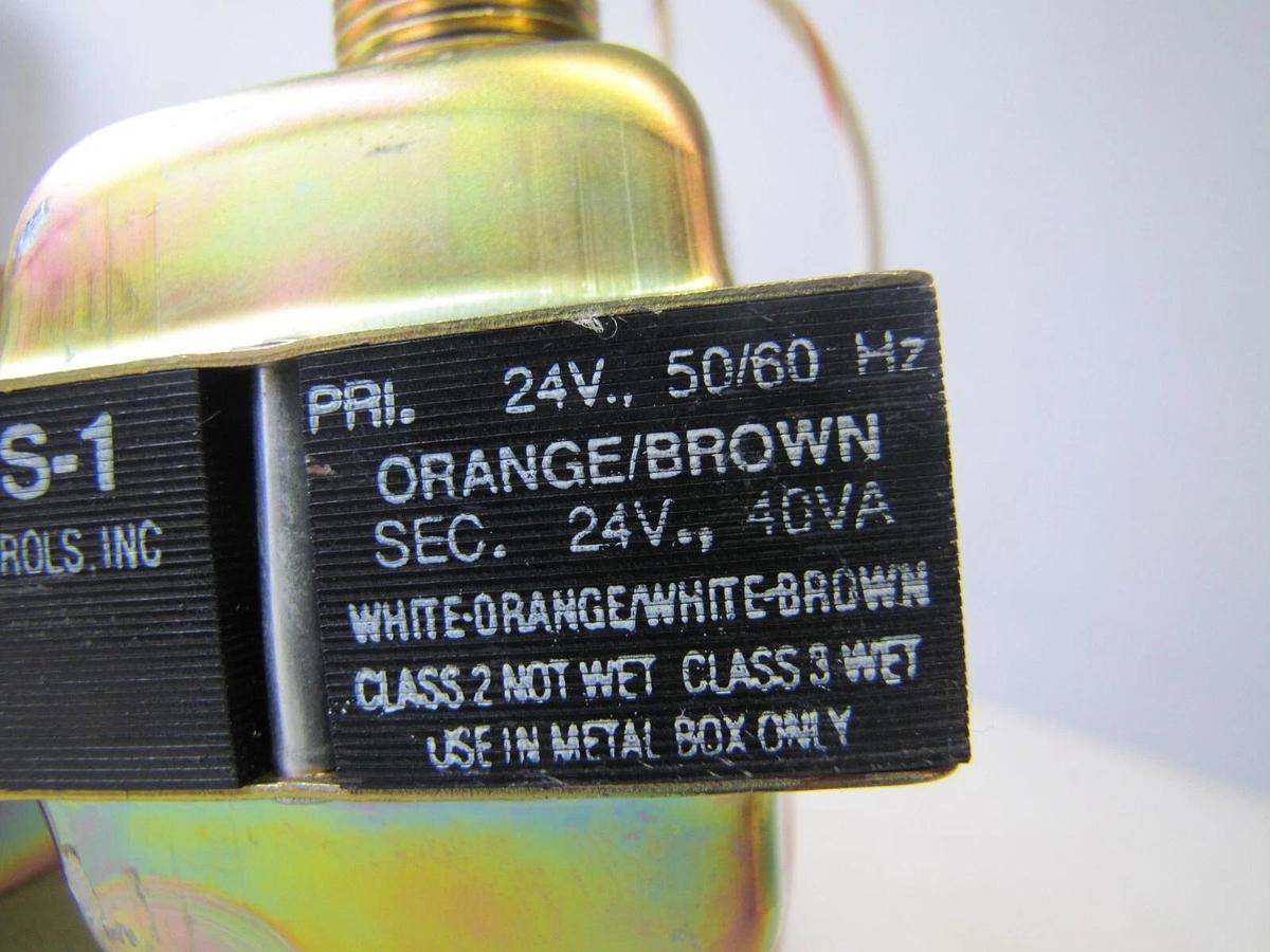 Used Johnson Controls 40 VA Power Transformer Y65GS-1 24V Input 24V Output