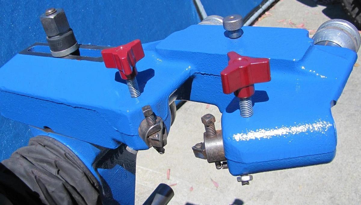 Used Ammco 4000 Combination Disc & Drum Brake Lathe Bench and Attachments 120V