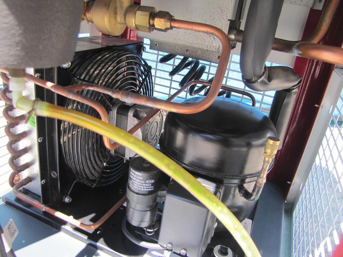 Used Gardner Denver RNC25A2C1N1 25 SCFM Refrigerated Air Dryer 115VAC 232 PSIG R134A