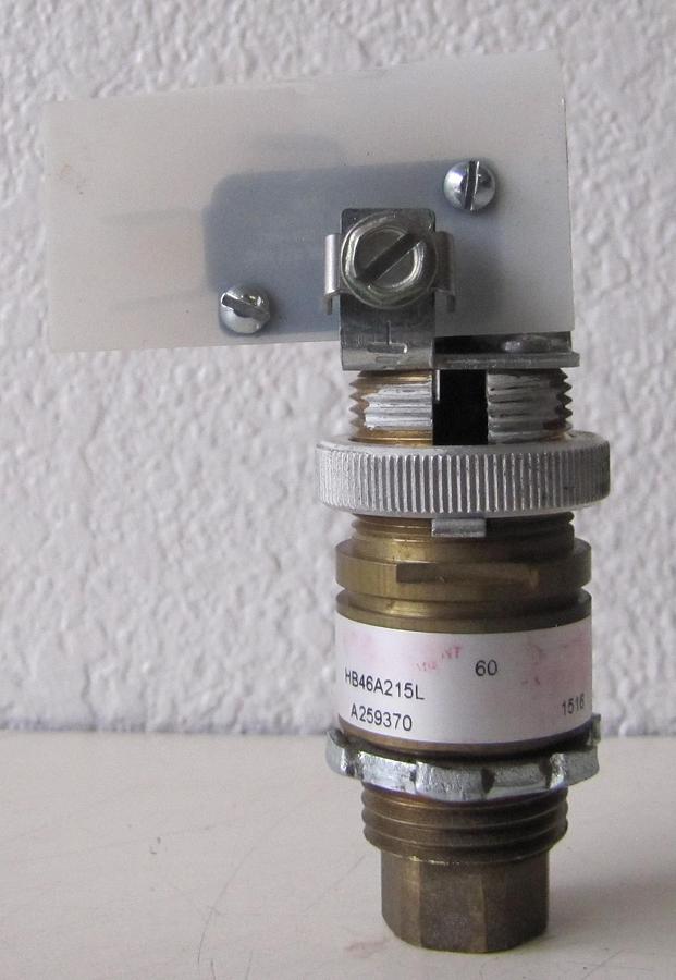 Used Asco HB46A215L Miniature Pressure Switch SPDT 125/250 VAC 250 PSI
