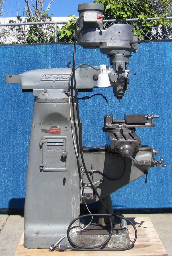 Used Bridgeport 1.5 HP J Head Vertical Mill Milling Machine Variable Speed 460V 3 Ph