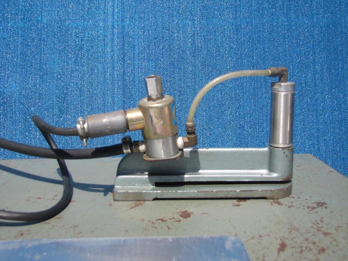 Used Weldotron 5201A L-Bar Heat Shrink Sealer Wrapping Machine & Conveyor 220V 1 Ph