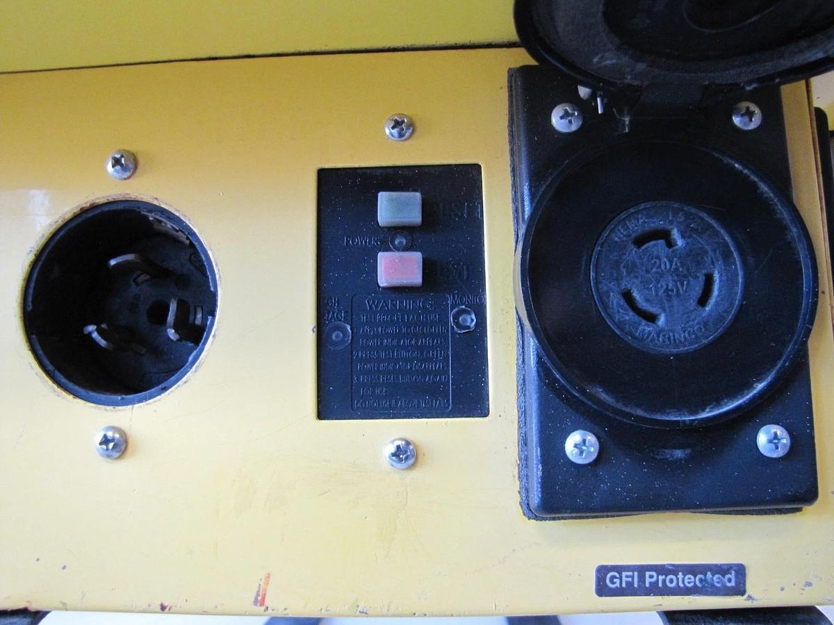 Used CEP 6506-GU Spider Power Distribution Box 50A 125/250V 3P 4W Twistlock Outlets