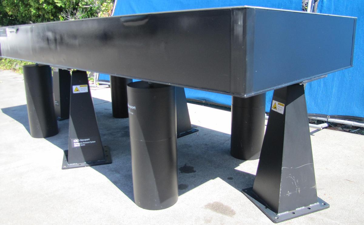 Used Newport RS 4000 10' x 4' Optical Breadboard Sealed Hole Table Top RL-2000 Legs