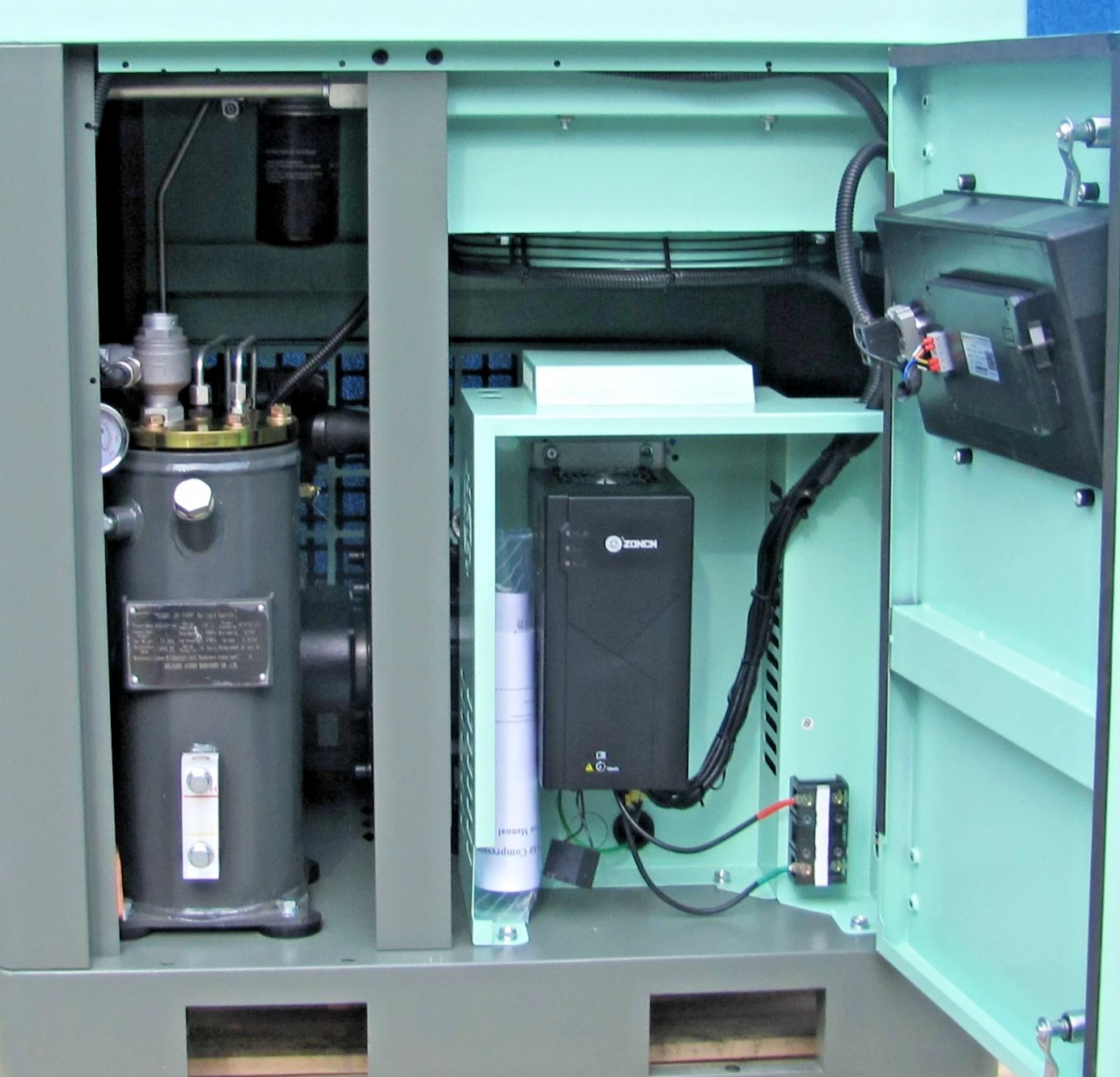 Used 2026 Maximus 10 HP Rotary Screw Air Compressor VFD 230V Single Phase 80 G TanK