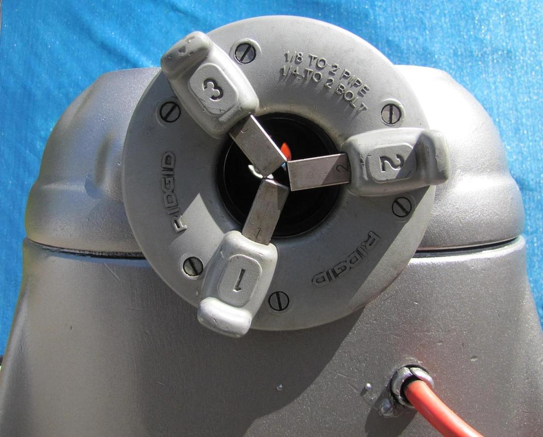 Used Ridgid 535 Pipe Threader 1/2" to 2" Pipe Threading Machine with 815A Die Head #2