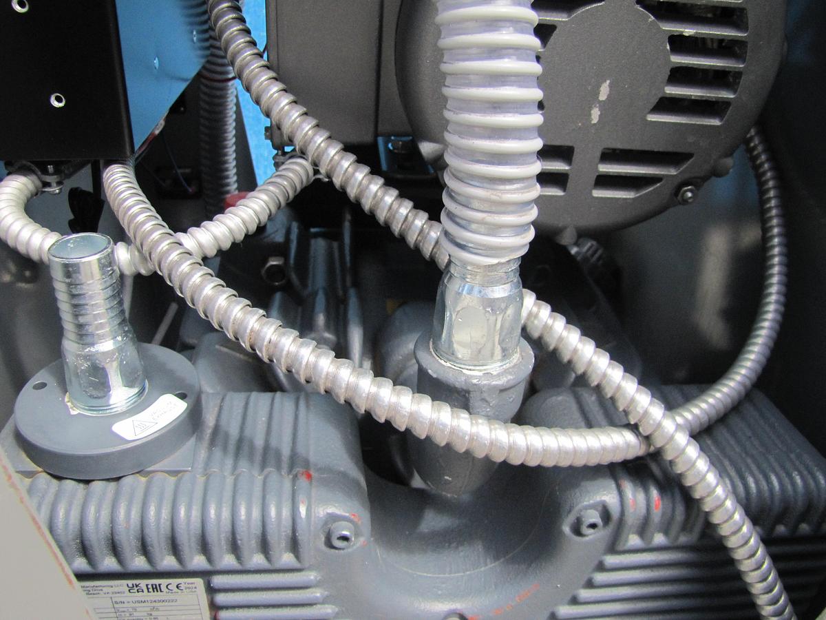 Used Midmark PowerVac Busch Dental Vacuum Pump MM 1104 B 029-3713-01 AS IS 