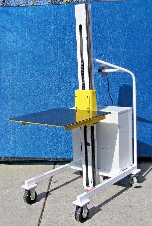 Used Unidex 250 lbs Electric Material Lift 31" Height 24" x 24" Platform 12V Battery