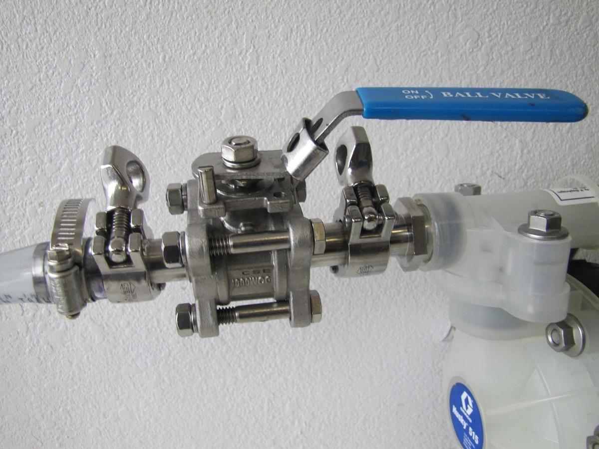 Used Graco Husky 515 Air Operated Polypropylene Double Diaphragm Pump 3/4" NPT