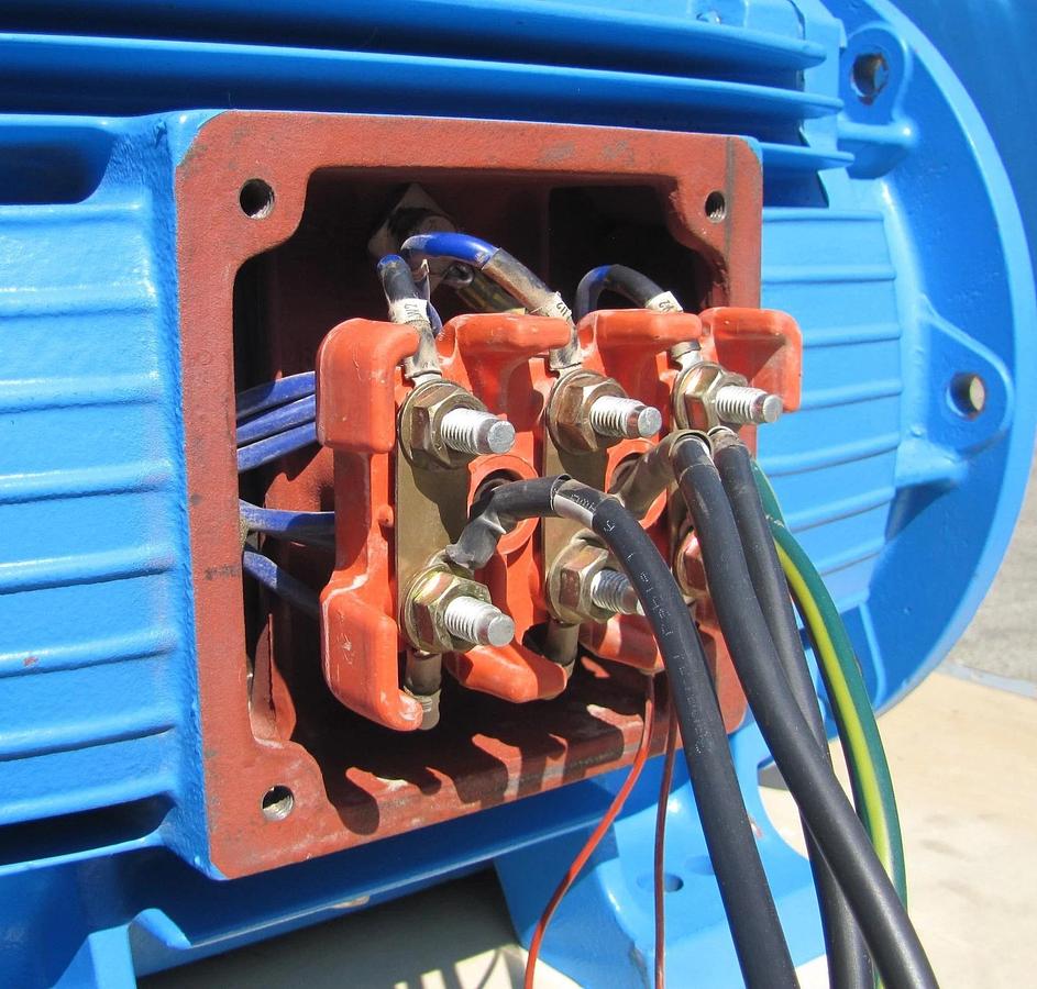 Used CompAir Hydrovane 75083-10 WEG 50 HP Electric Motor 400V 3 Phase 50Hz 1480 RPM