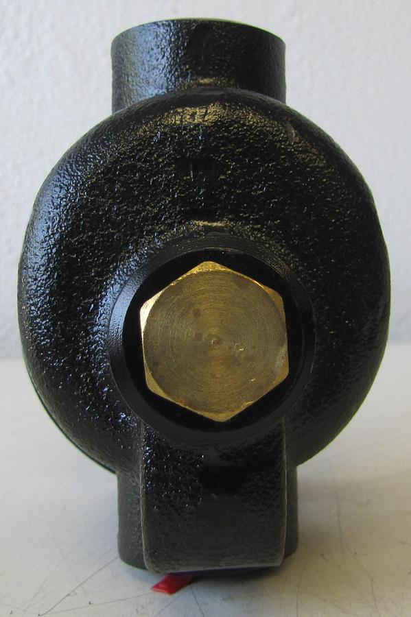 United Brass Works 1/2" 850 Steam Trap 50 to 125 PSI Ductile Iron Construction