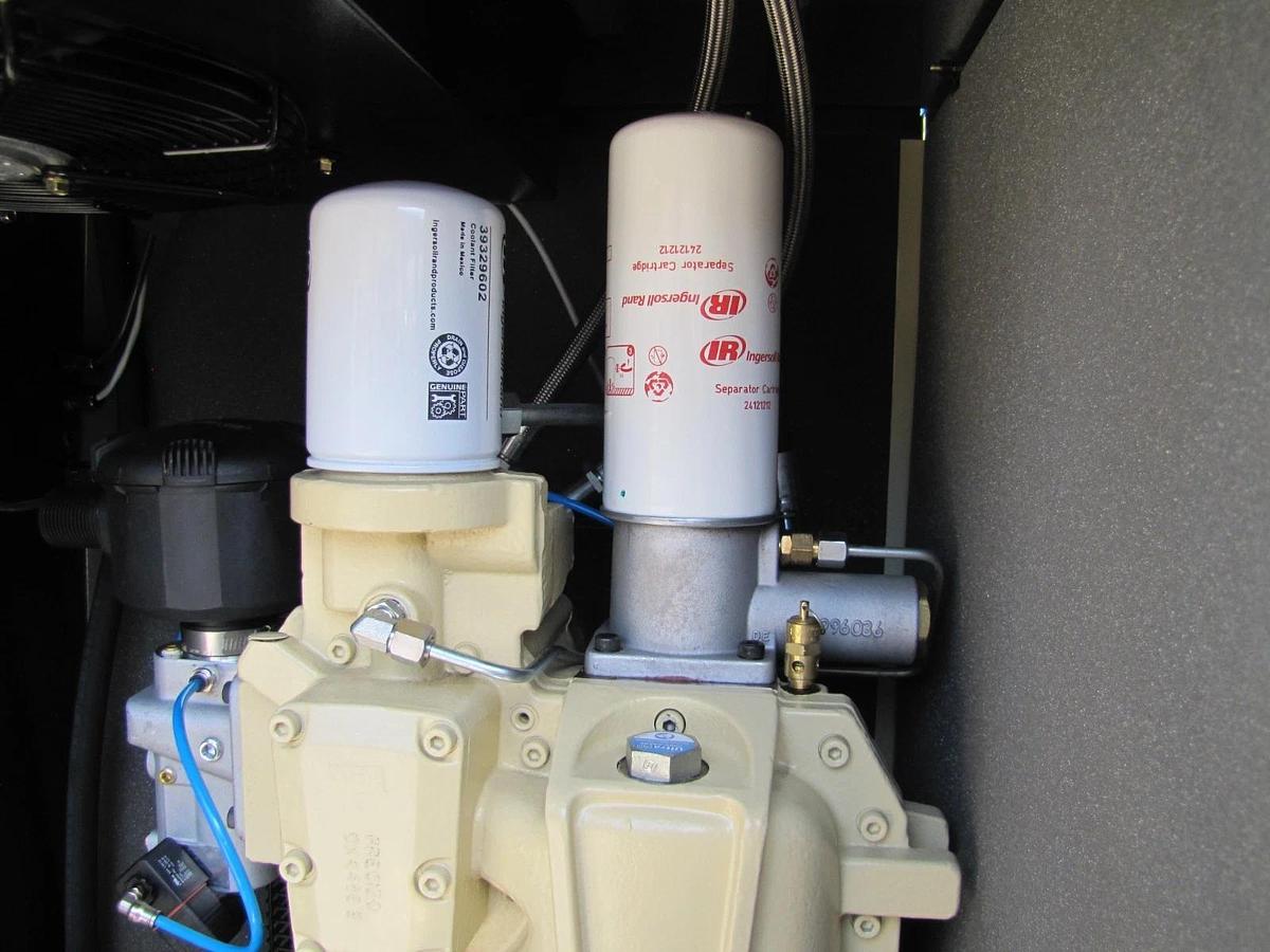 Used Ingersoll Rand R7.5 Nirvana VSD 10HP Rotary Screw Air Compressor 80 Gallon Tank