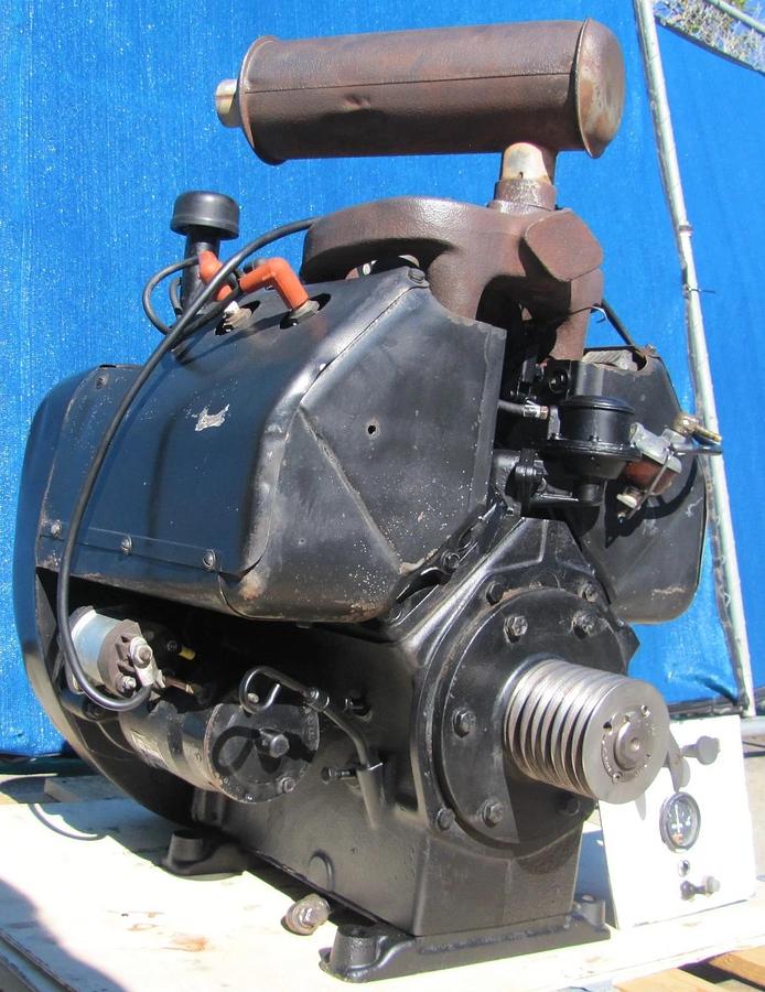 Used Wisconsin 35 HP W4-1770 Gasoline 4-Cylinder Engine Air Cooled With Controls