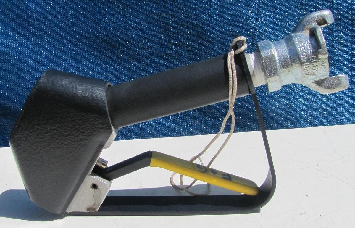Used AirSpade Series 2000 Arborist Soil Excavation Tool Compressed Air w/ Case 2009