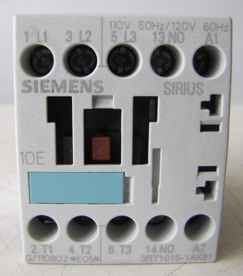 Used Lot of Two Siemens Sirius 18A Contactors 3RT1015-1AK61 18 Amp 690V w/ 110V Coil