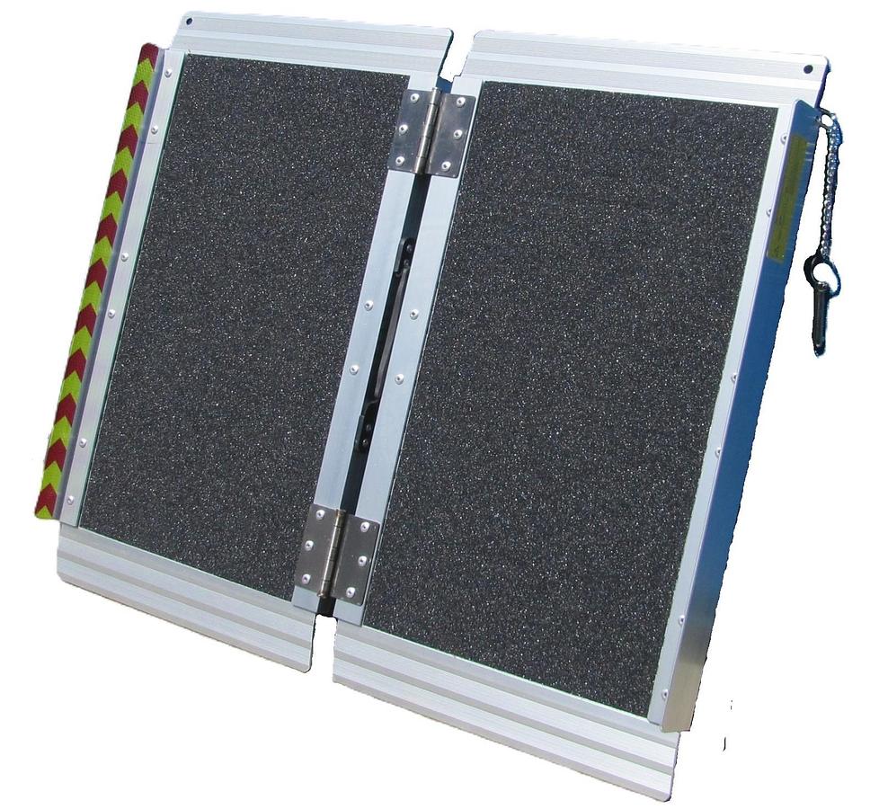 Used Aluminum Single Fold Loading Ramp 2 ft Long x 28.5 in Wide Portable 600 ft