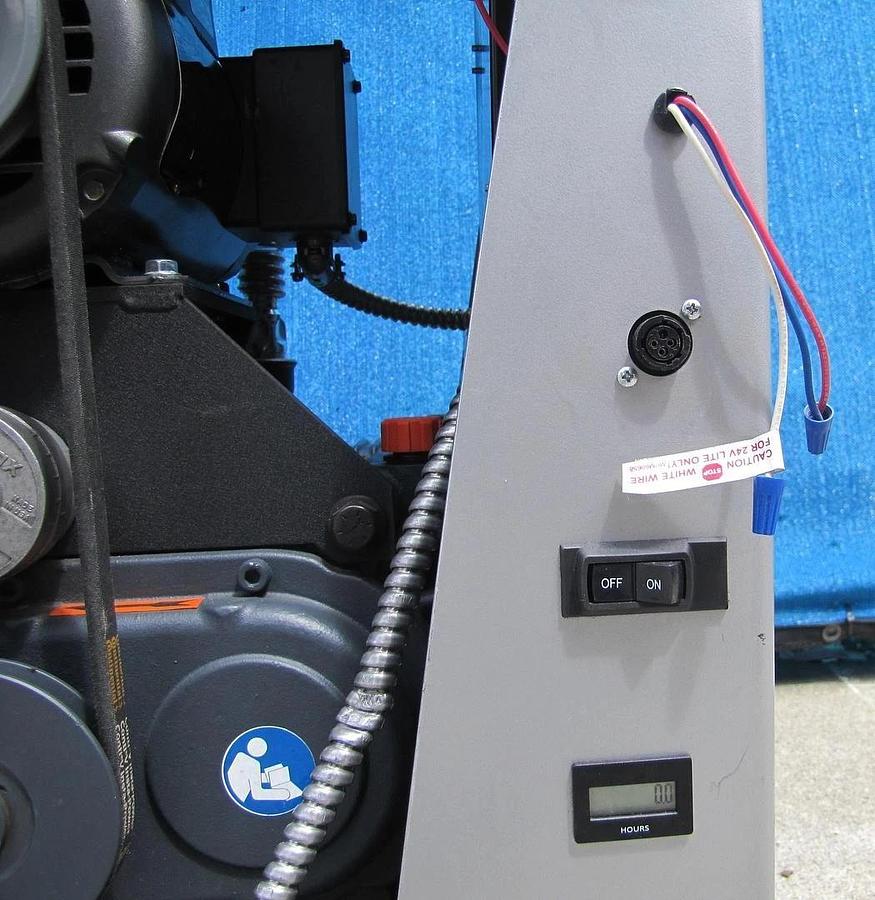Used Midmark PowerVac Busch Dental Vacuum Pump MM 1104 B 029-3713-01 AS IS