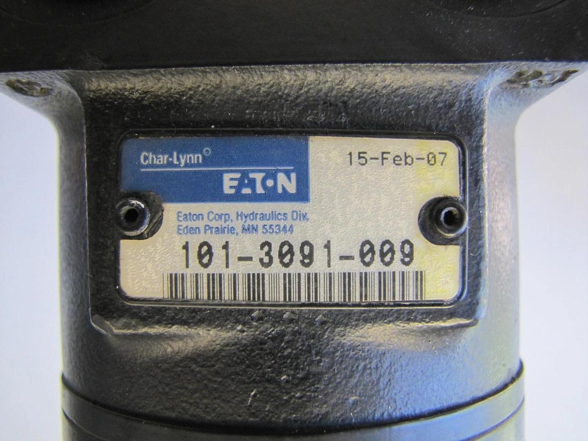 Used Advance Nilfisk 56304117 Main Broom Hydraulic Motor Eaton 101-3091-009 Captor