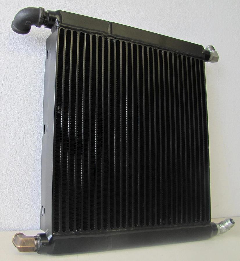 Used CompAir Hydrovane K5702704 Oil Air Cooler for Air Compressor
