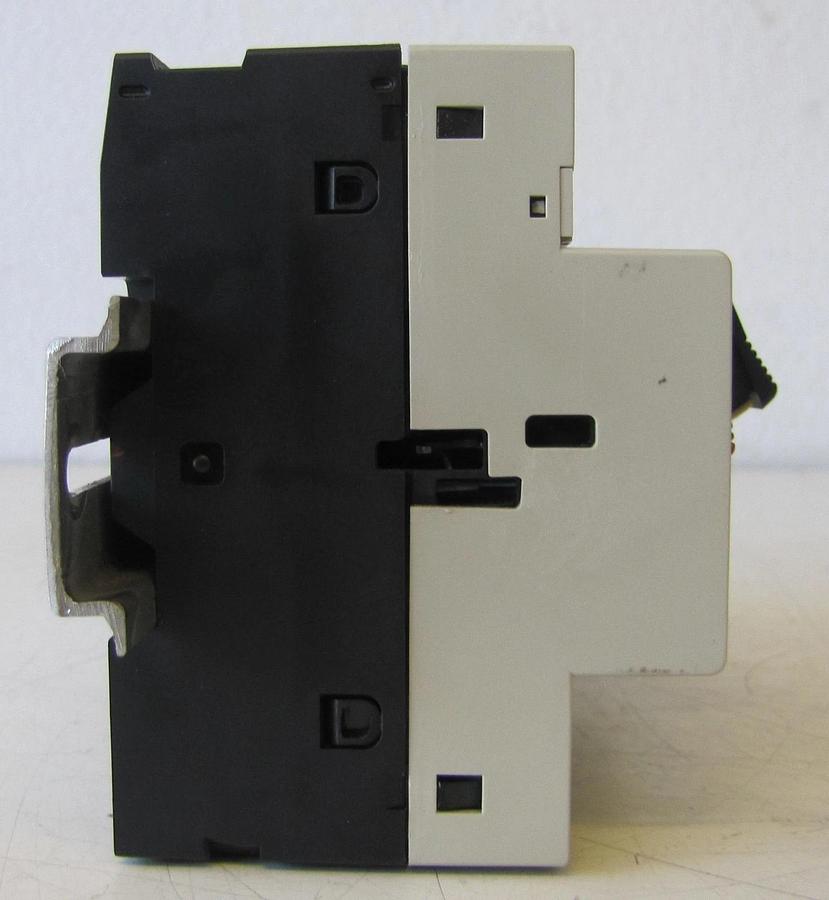 Used Lot of 3 Telemecanique 4-6.3 Amp Safety Circuit Breakers GV2-M10 3 Pole 690V