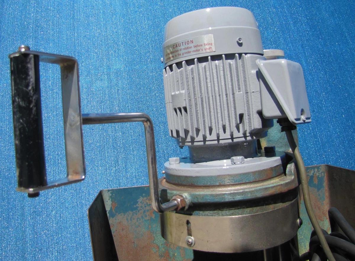 Used Amada 1HP Punch & Die Tool Grinder Sharpener TEG-160E w/ Coolant Pump 230V 3 PH