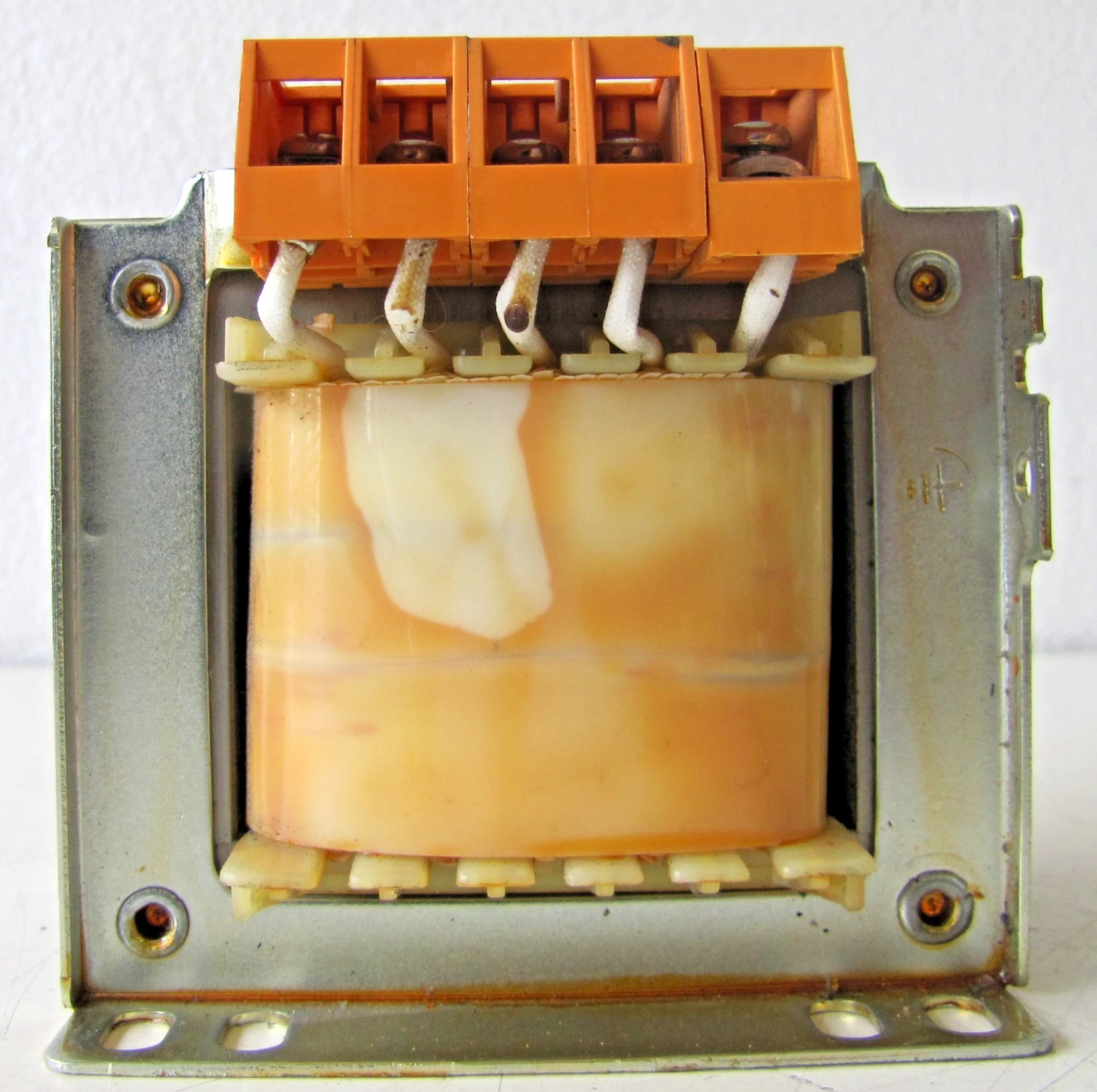 Used Tecnocablaggi 160 VA Control Transformer TCN26000250.018 200-460V Input 24V Out